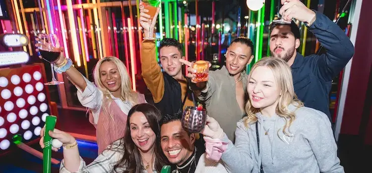 Puttshack Party