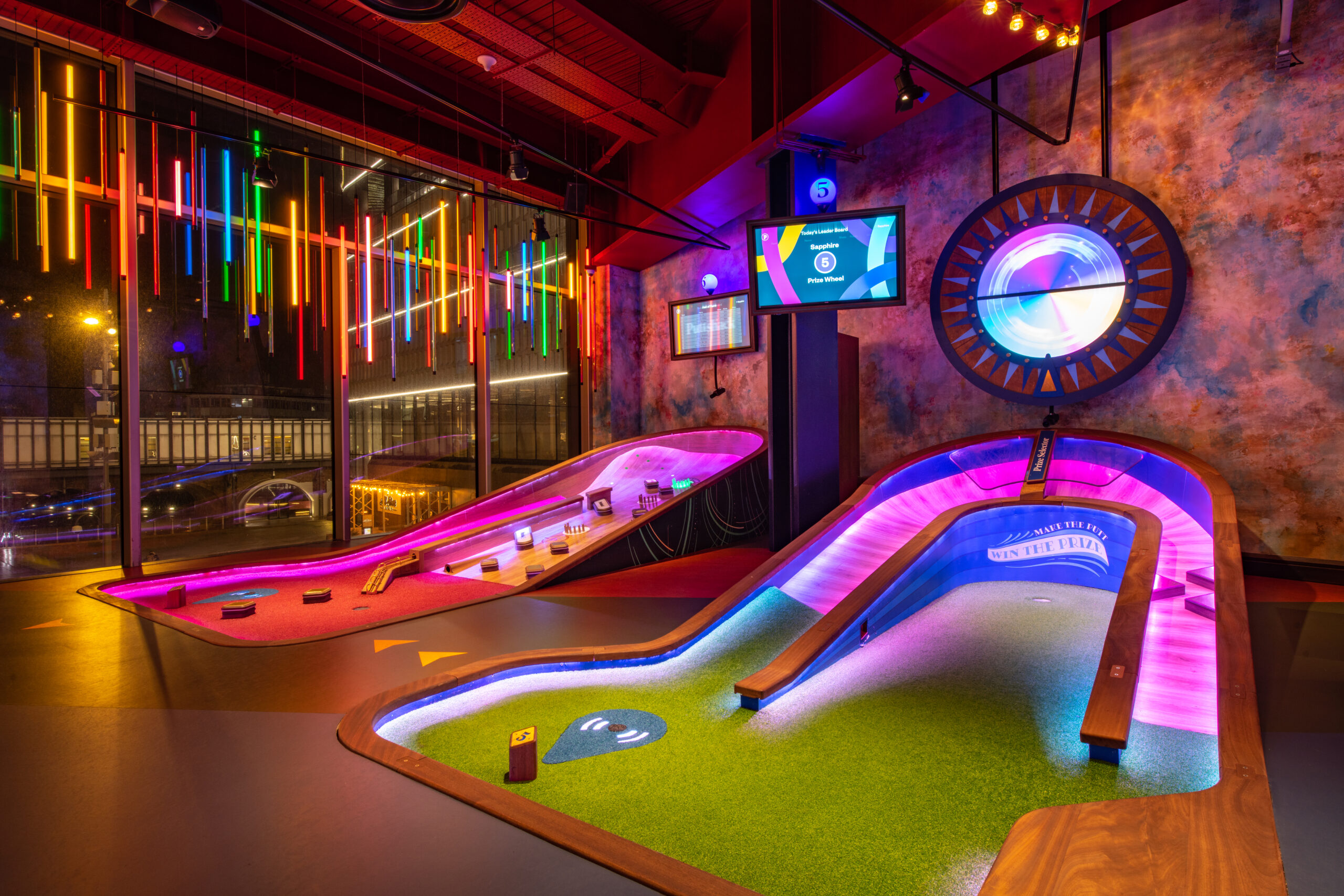 Puttshack, White City in London